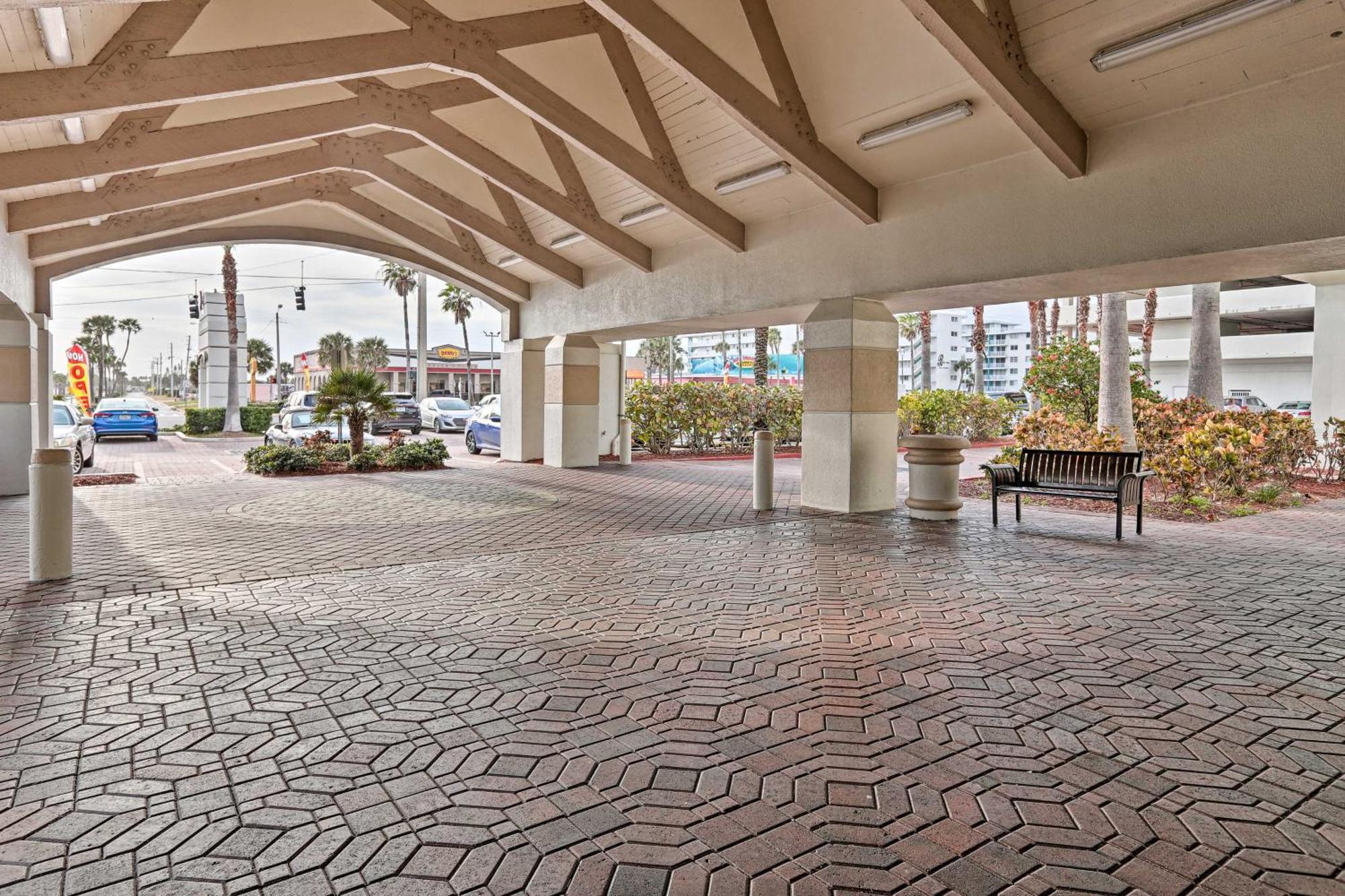 Dreamy Daytona Studio With Beach Access! Дейтона-Бич Экстерьер фото